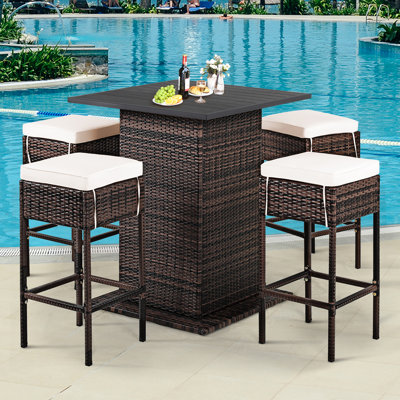 Bar Set with Steel Frame and Wicker Outer Material