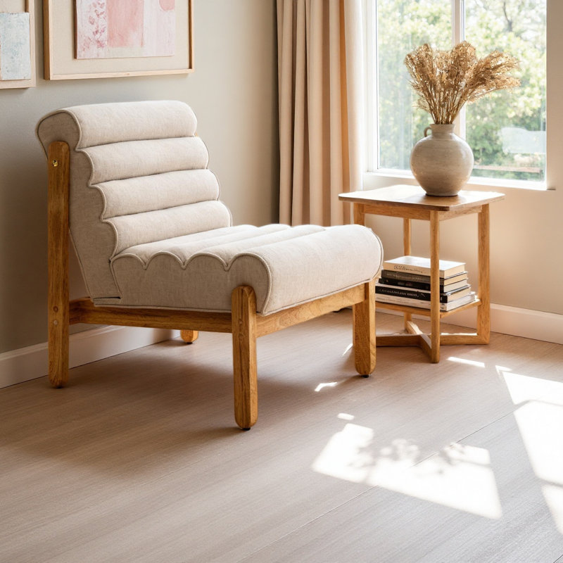 Fauteuil d'appoint Fluffy avec structure en bois massif, Naturel, Beige