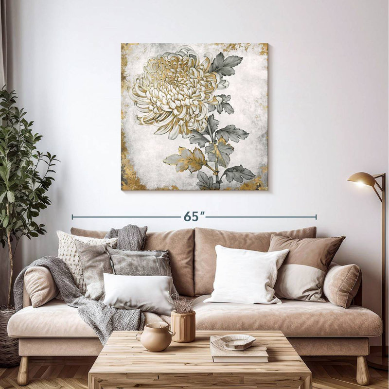 Harnek Gold Fleur II, 39" H x 39" W