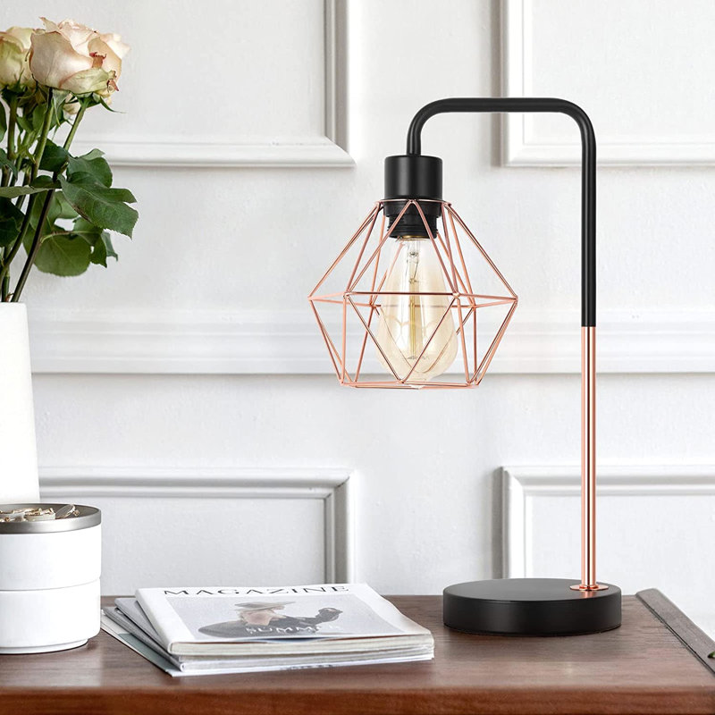 Lampe de bureau USB en métal Ragon, Noir / Or rose, Or rose, H 16,1 po x l 5,9 po x P 5,5 po