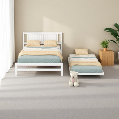 Full Platform Bed With Adjustable Trundle