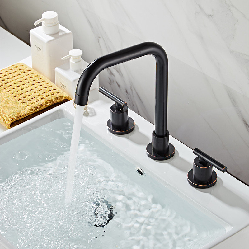 2-handle Bathroom Faucet with Drain Assembly