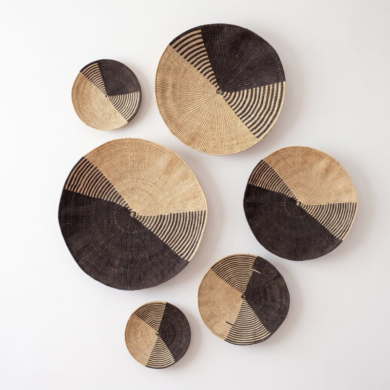 Two-Tone Palm Leaf Handwoven Round Wall Basket, 11.8'' H x 11.8'' W x 1.5'' D