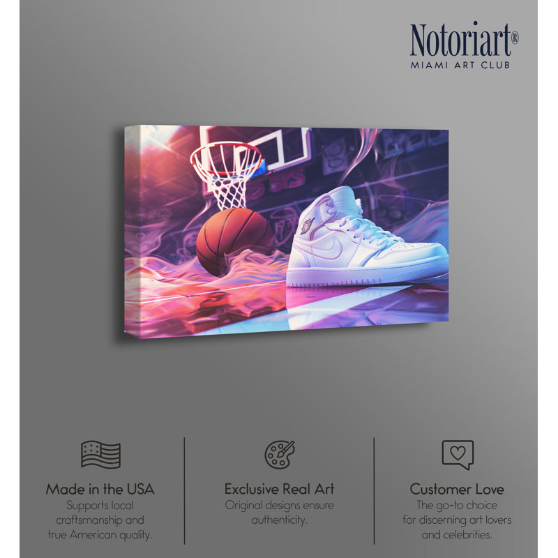 Impression sur toile Mystic Basketball Court Sneaker par Notoriart, H 54 po x l 36 po