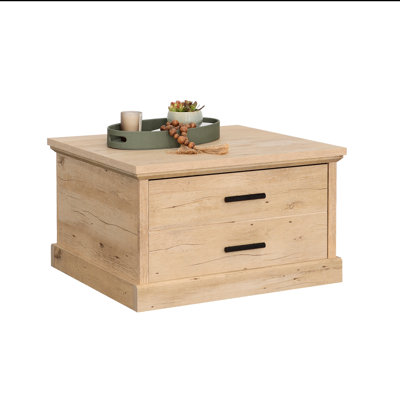 Table basse, finition brune