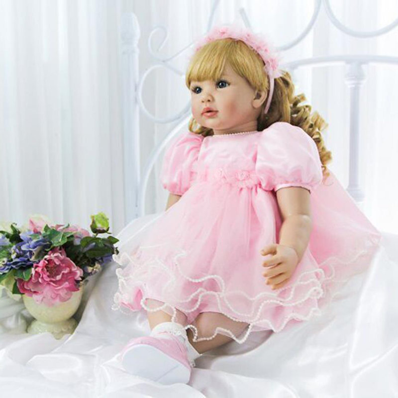 Belle poupée en silicone