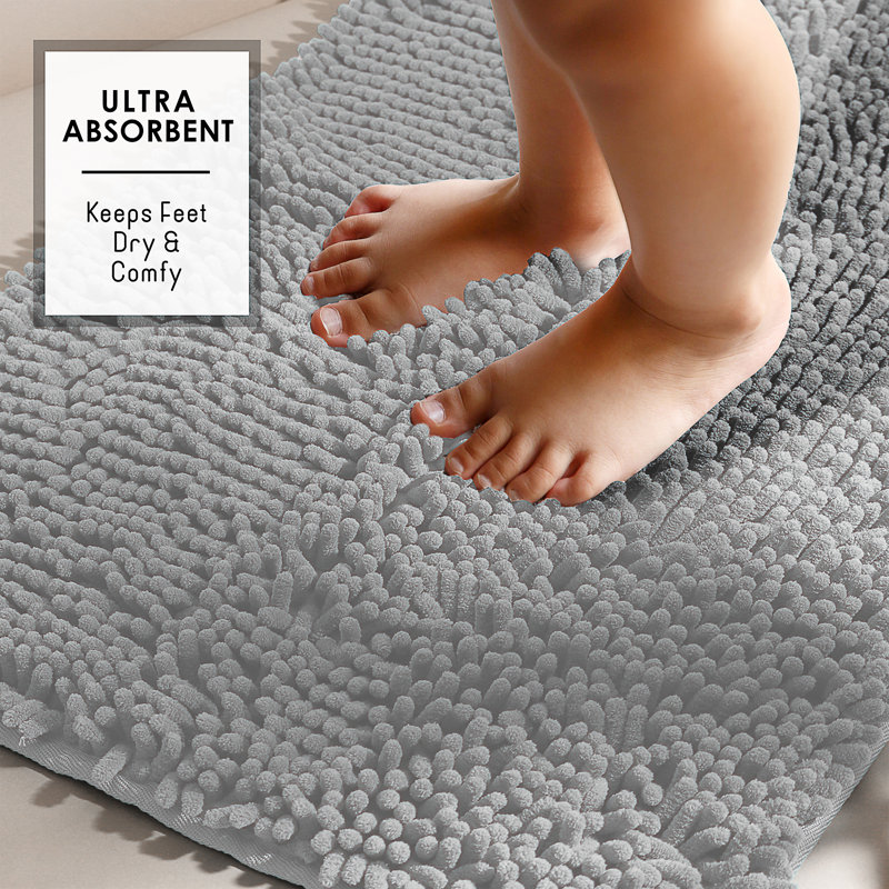 Kalyce Ultra Absorbent Non-Slip Chenille Bath Rug, Silver, 20"W x 32"L