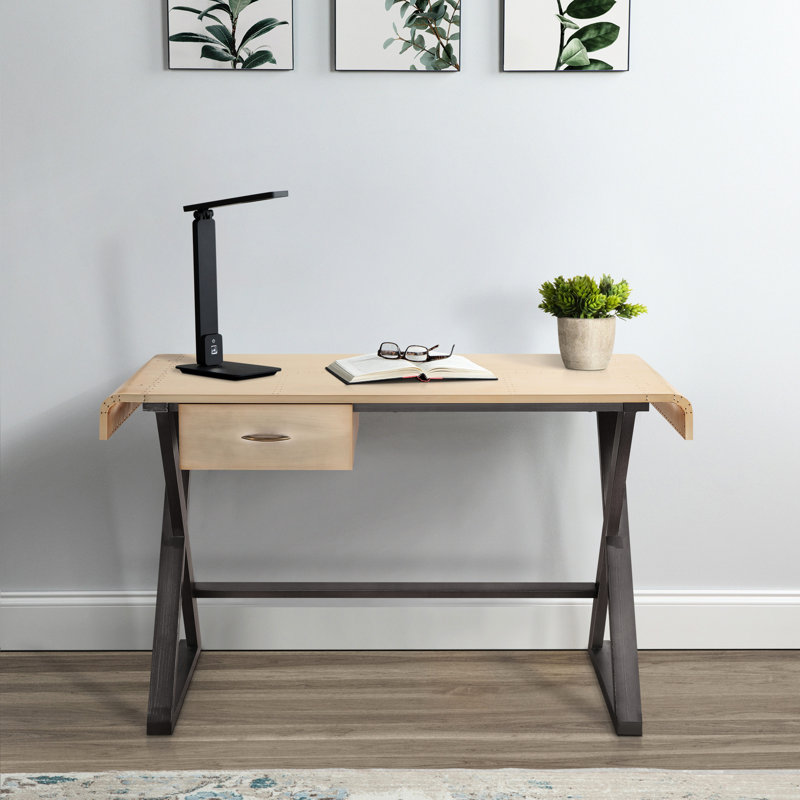 Glorieux bureau en aluminium doré avec éléments en métal