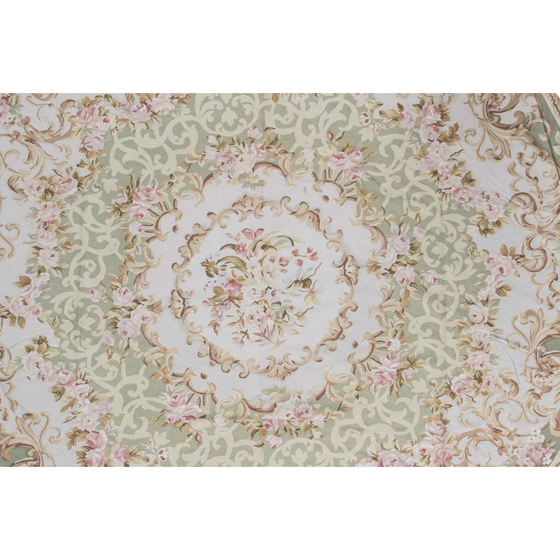 Hand-Knotted High-Quality Green and Ivory Round Area Rug