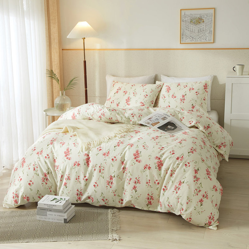 Microfiber Comforter Set, Twin XL Comforter + 2 Standard Shams, White/Red Floral