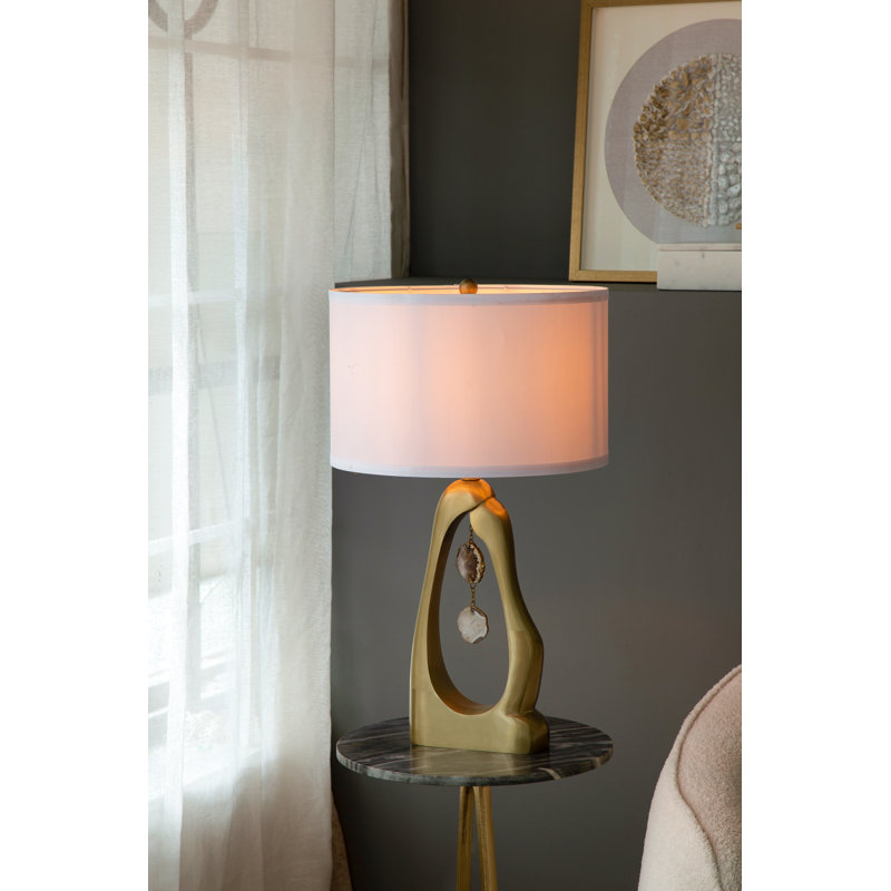 Lampe de table en forme de géode dorée 16 po x 27,5 po avec abat-jour tambour blanc (assemblage de l'abat-jour requis)