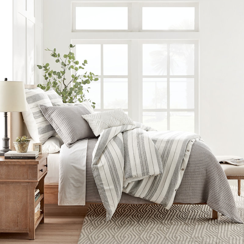 Monroe Stripe Duvet Set, King Duvet Cover + 2 Euro Shams
