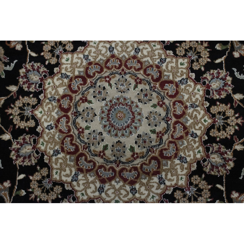 Tapis noir / ivoire / rouge en laine noué à la main 8 pi 1 po x 8 pi 3 po Oriental