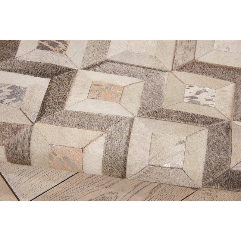 Tapis gris Apus, Rectangle 5 pi 3 po x 7 pi 5 po