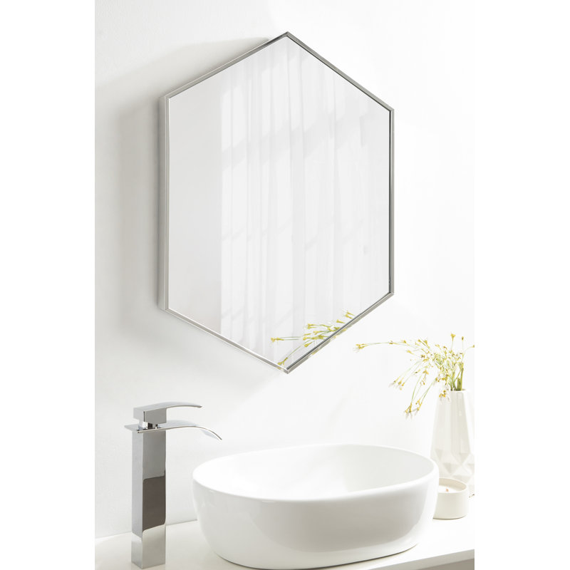 Miroir décoratif Logsdon, 36,73 po x 24,72 po, Argent