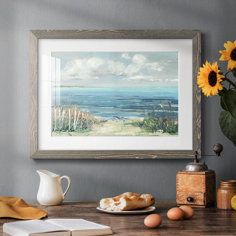 Lived Cove, reproduction d'art encadrée, H 26 po x l 38 po x P 1,5 po, Gris