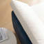 Fauteuil moderne rembourré et confortable-648699459