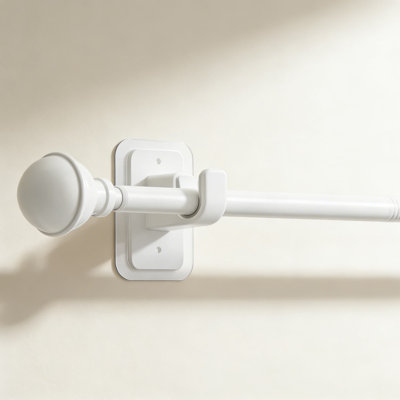 Tringle à rideaux sans perçage avec supports adhésifs, tringle à draperie télescopique réglable pour fenêtres, installation facile et sans outil pour les locataires, peut supporter jusqu'à 16 lb