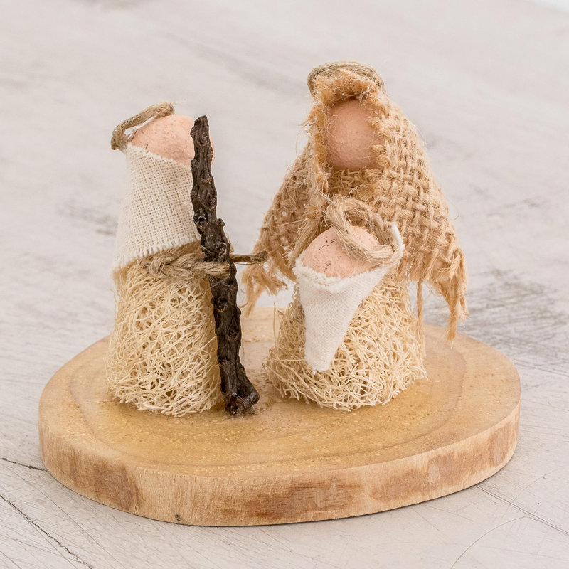 Giamarie Figurines & Sculptures