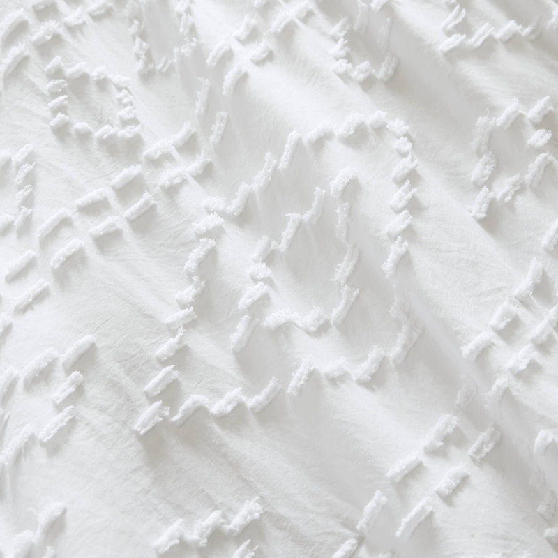 Gigi Clipped Jacquard Tufted Comforter Set, White, Full / Double Comforter + 2 Standard Shams