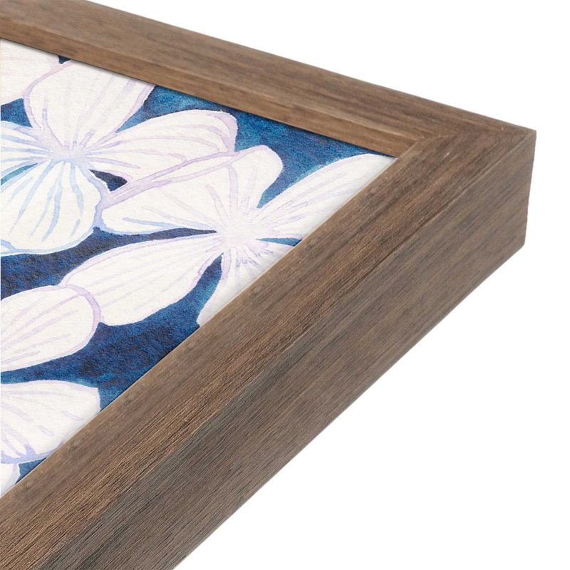 «New Moon Vinca I» par Grace Popp, reproduction d'art, H 20 po x l 20 po, Impression sur cadre ouvert sans papier mat, Brun