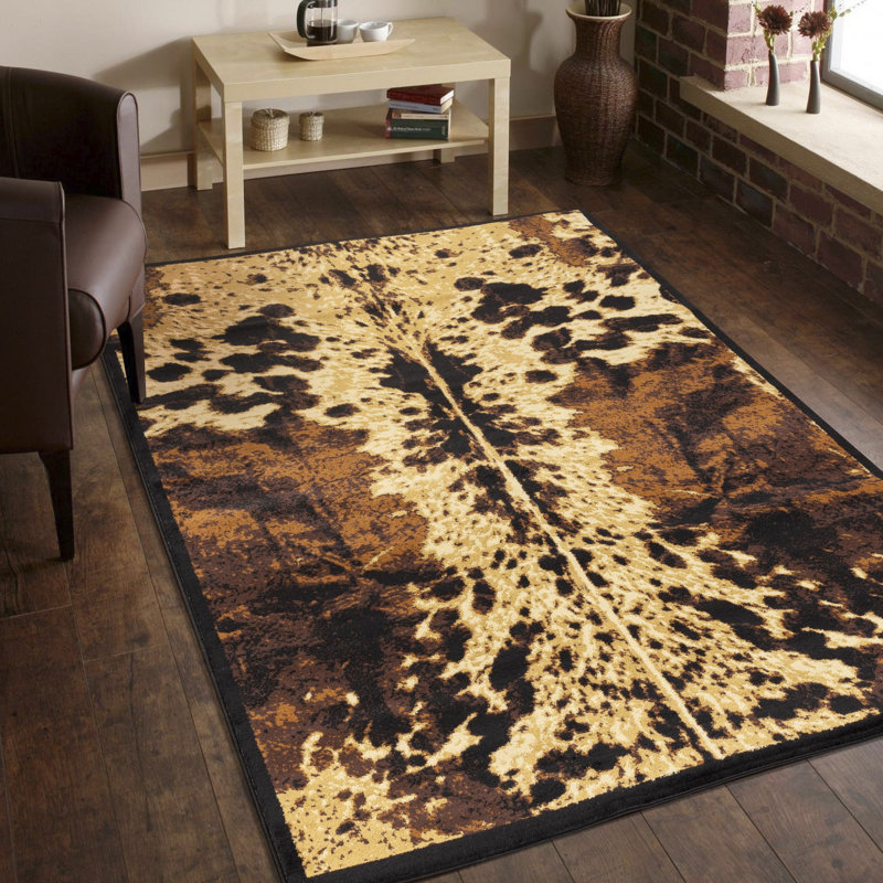Tapis en polypropylène Cowhide, Tapis de couloir 2 pi 7 po x 7 pi 3 po