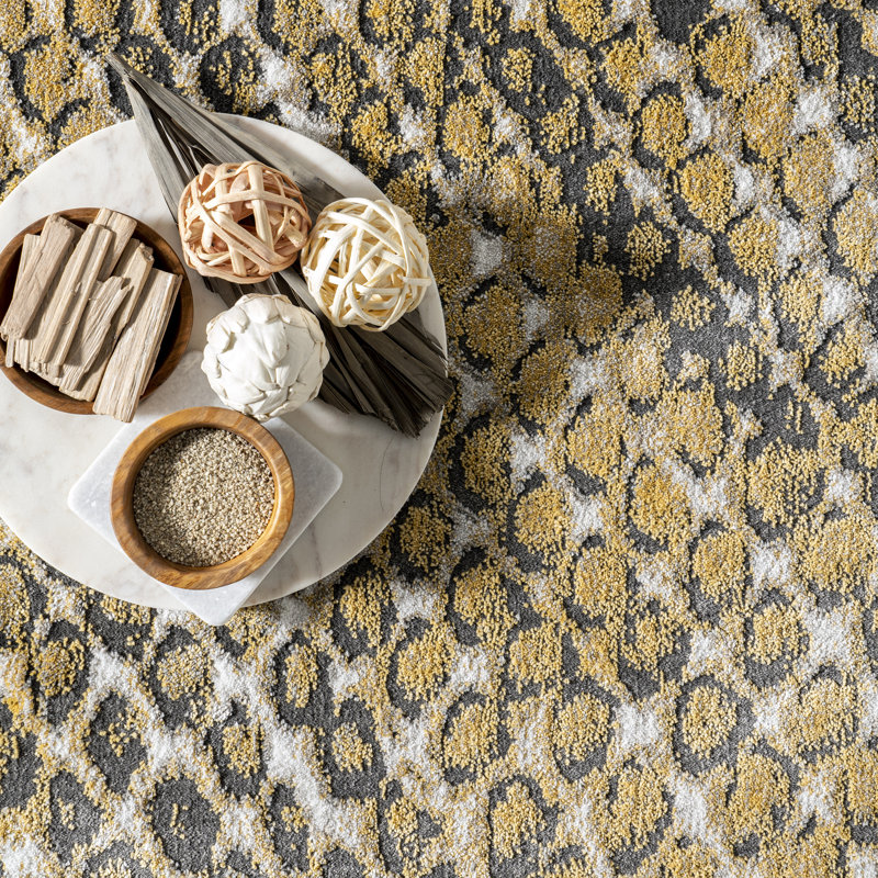 Mariusz Modern Snake Print Area Rug, Rectangle 5'5" x 8'