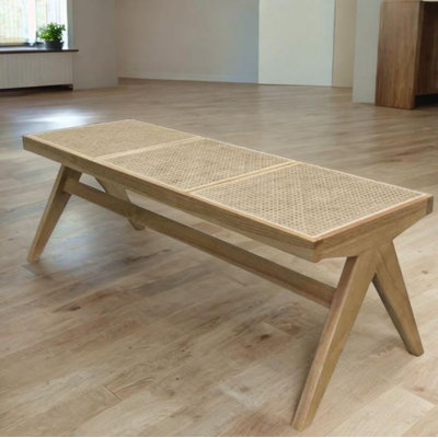 Banc Karenina Cane