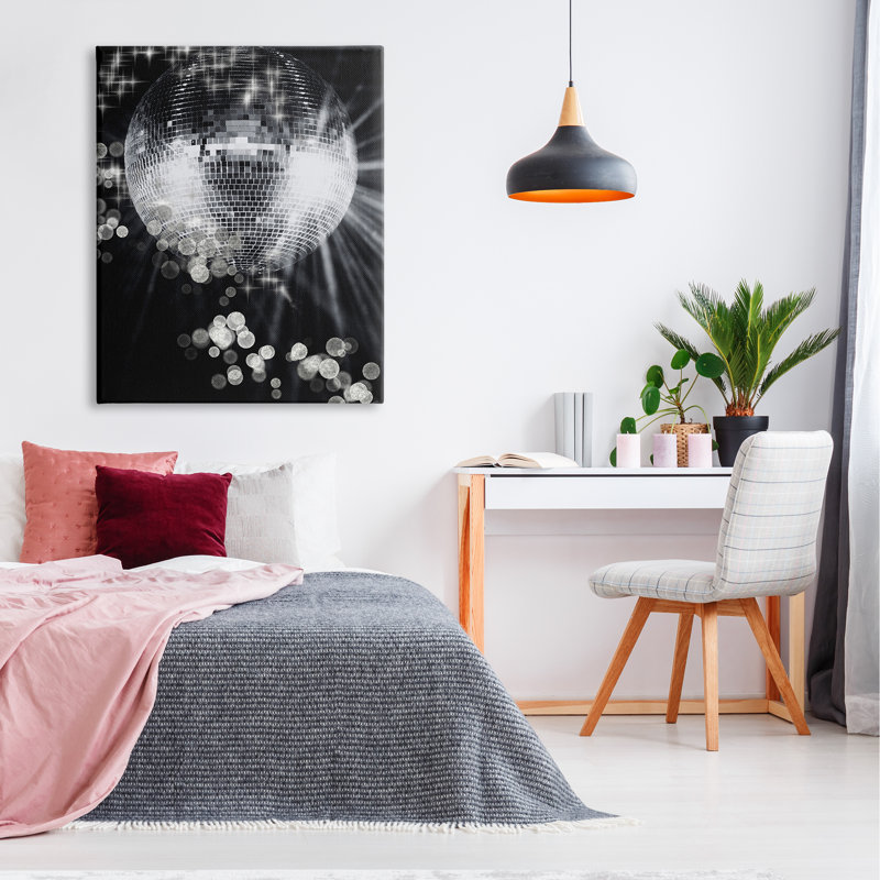 Balle disco scintillante sur toile, H 48 po x l 36 po x P 1,5 po