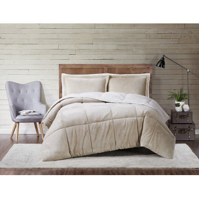 Truly Soft Cuddle Standard Polyester Comforter Set