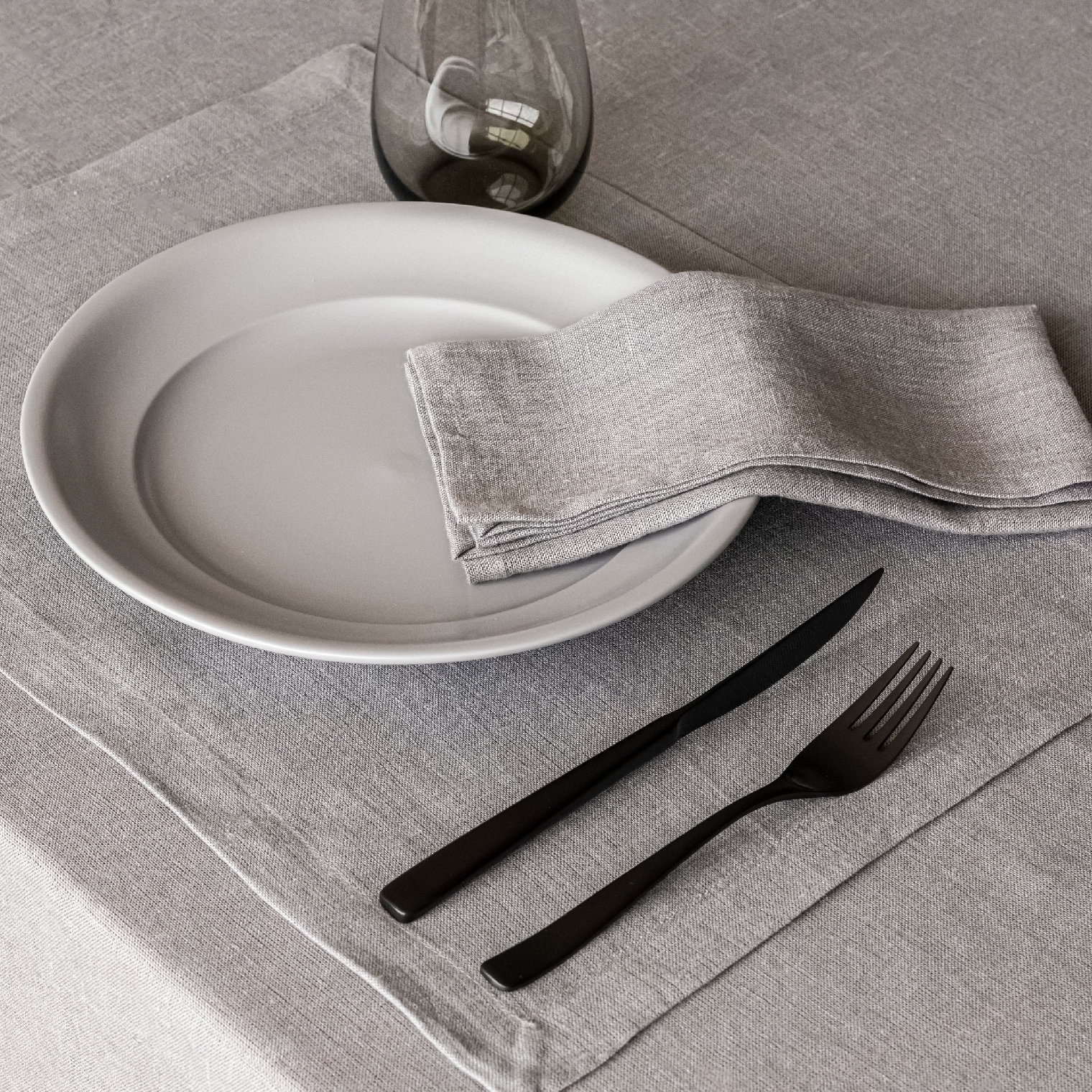 100% Linen Placemat, Gray