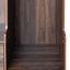 Commode brune, garde-robe ouverte avec rangement