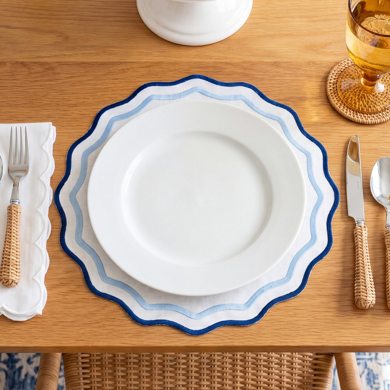 Scalloped Placemat, Tan