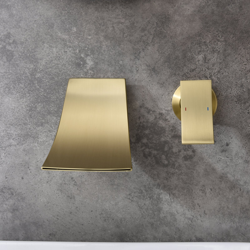 Robinet de salle de bain mural doré - Débit d'eau fluide pour un lavabo relaxant Accessoire doré grande cascade élégante