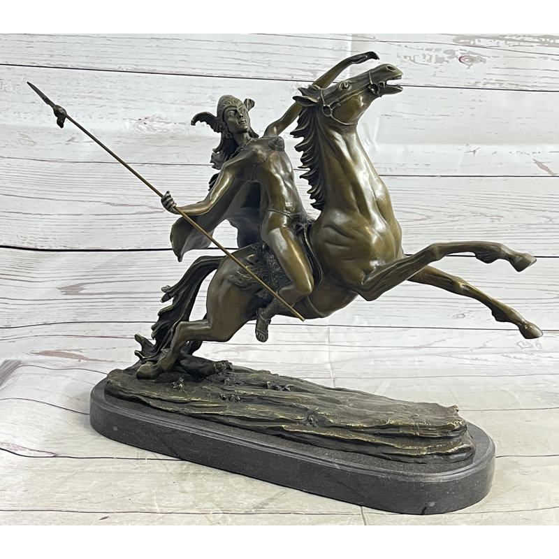 Figurines et sculptures
