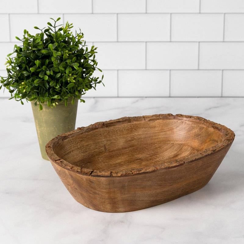 Bol artisanal en écorce de bois ovale rustique fait à la main