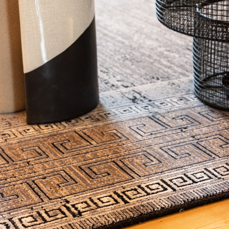Thackinh Area Rug, Rectangular 200 x 290cm