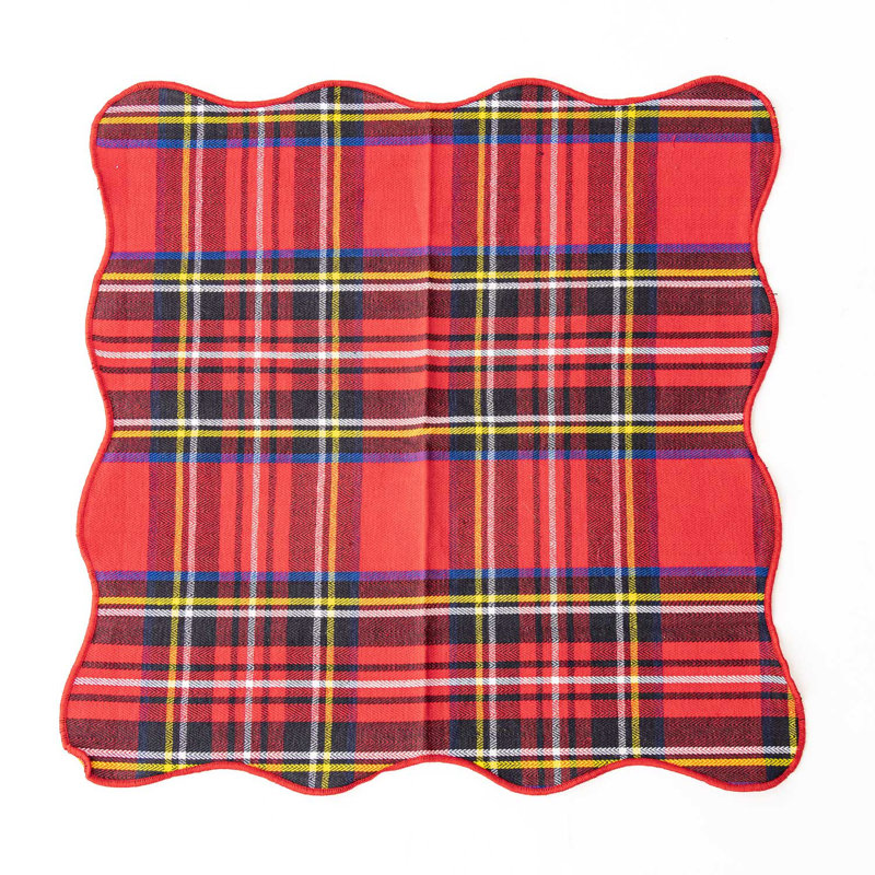 Serviette de table festonnée écossaise rouge