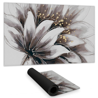 Purple Flower with Gold Center - Floral Gaming Mat for Bedroom
