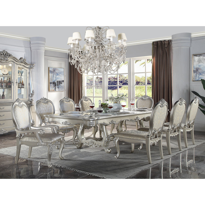 Extendable Dining Table