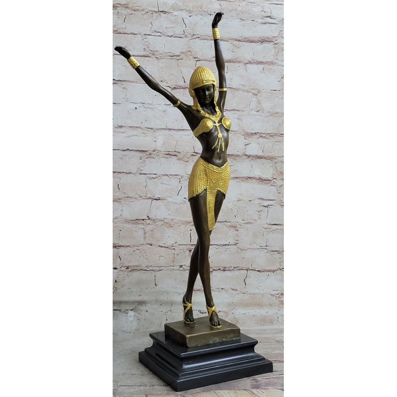 Figurine de sculpture en bronze signée Patina