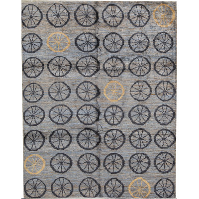 Hand-Knotted High-Quality Gray Area Rug