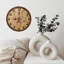 Chiffres sur une horloge de journal