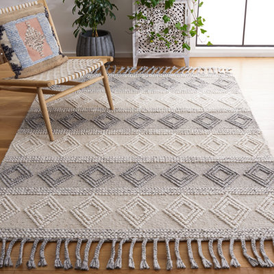 Burnstad Hand Woven Wool/Cotton Geometric Rug in Gray/Ivory