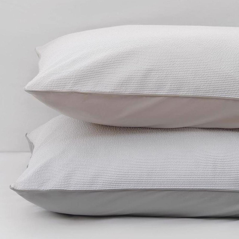 Seersucker Sham, White/Gray, Standard/Twin