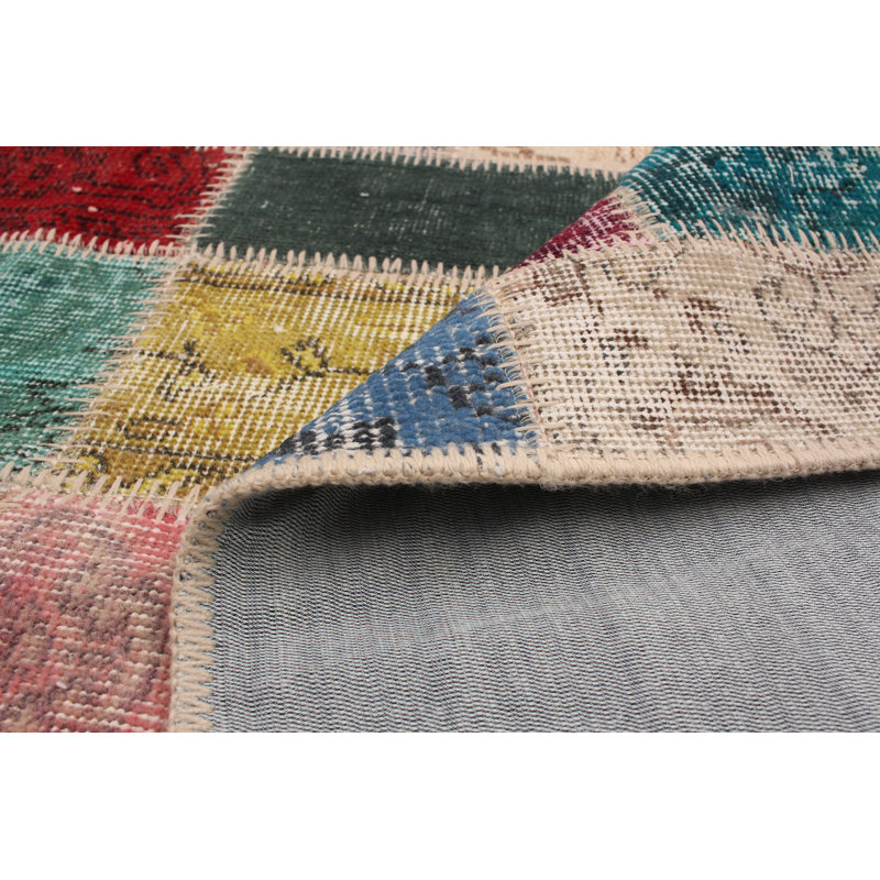 Tapis unique en laine noué à la main gris / rouge / ivoire de style années 2010 de 5 pi 7 po x 8 pi 7 po Heda