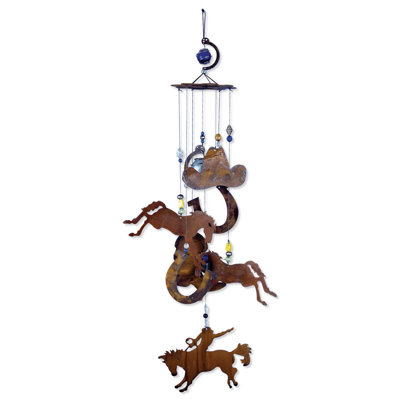 Chaka Bronco chevauchant un carillon