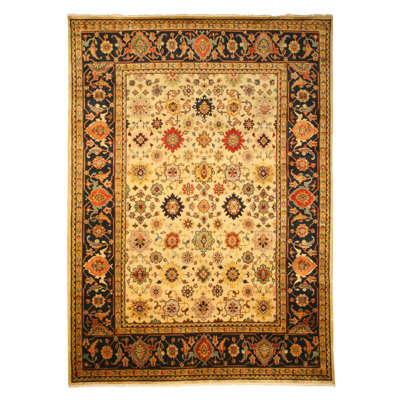 Handcrafted Xena Ivory Hand Knotted Wool Traditional Oriental Area Rug