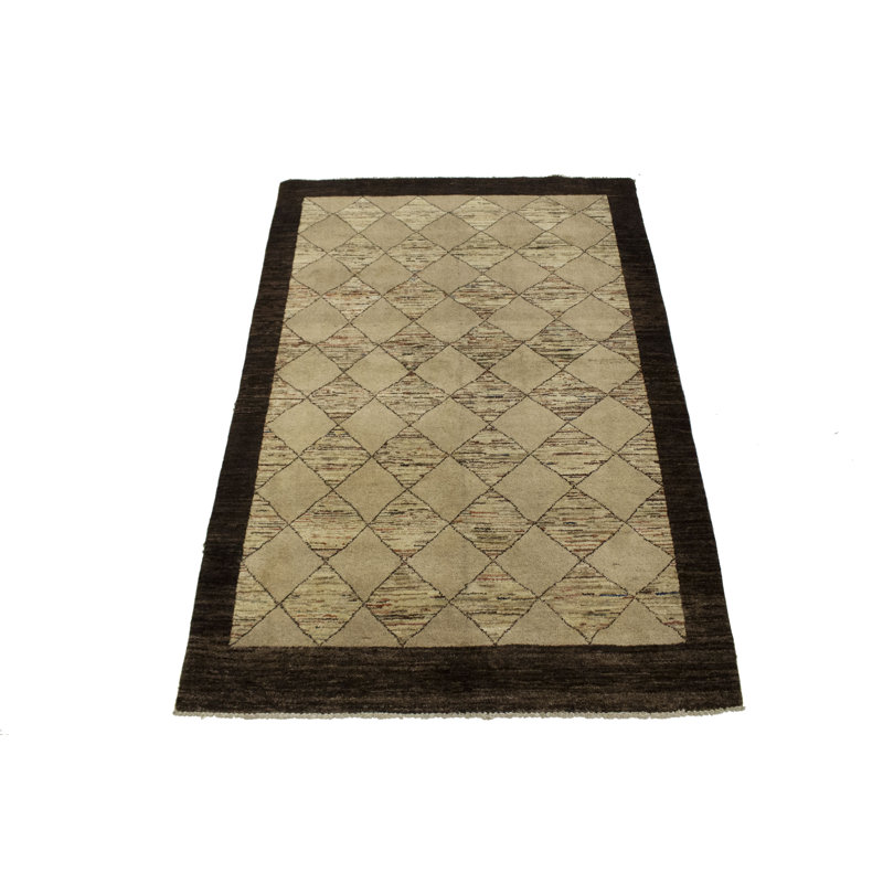 Tapis beige en laine noué à la main de conception unique 3 pi 11 po x 5 pi 9 po années 2000 Belmaris
