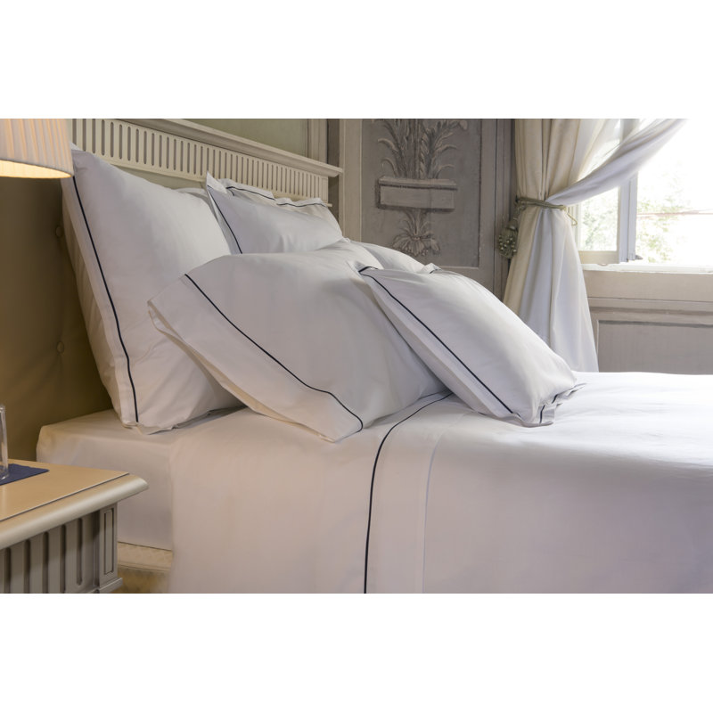 Luce Pillow Case, Standard Pillowcase, White/Midnight Blue